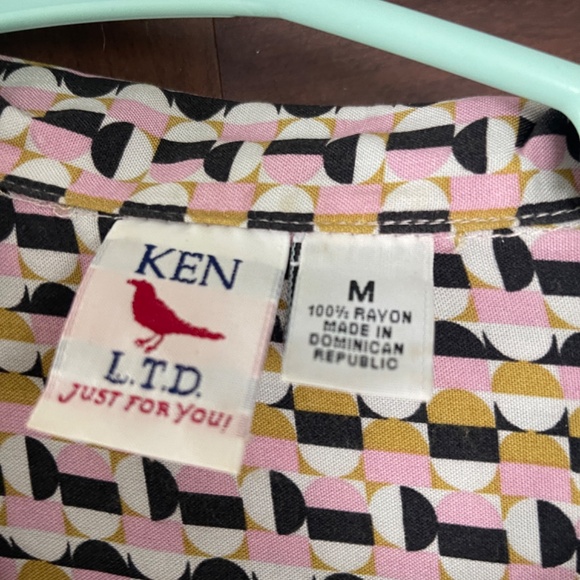 Button up - Picture 2 of 2